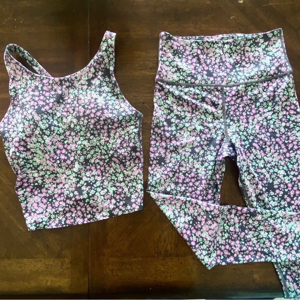 Sage collective Floral Patterned Leggings and Top Set‎
